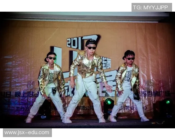 深圳街舞队的表现分析：控制技巧与失误的深度探讨